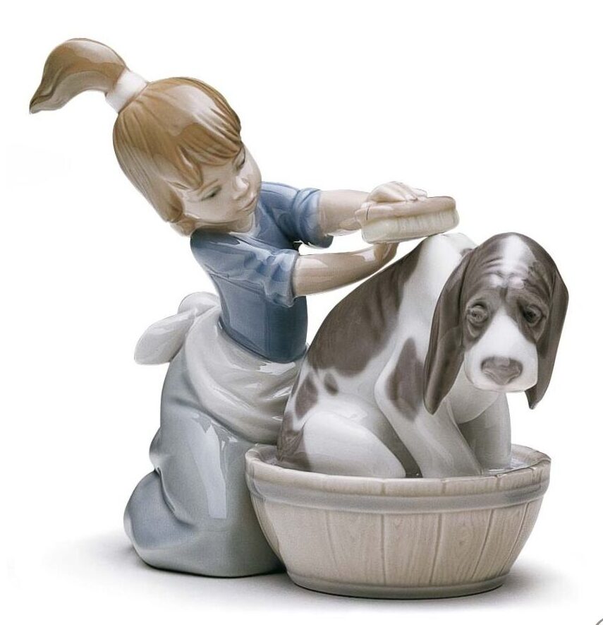 Lladrò Figurina Il bagno del cane