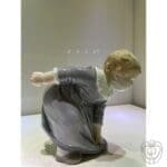 Royal Copenhagen Statuina Bambino Chinato - immagine 2