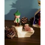 Alessi La Roccia statuina in porcellana presepe Happy Eternity Baby - immagine 2