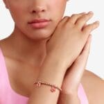 DoDo ciondolo fiore ibisco oro rosa & smalto - immagine 4